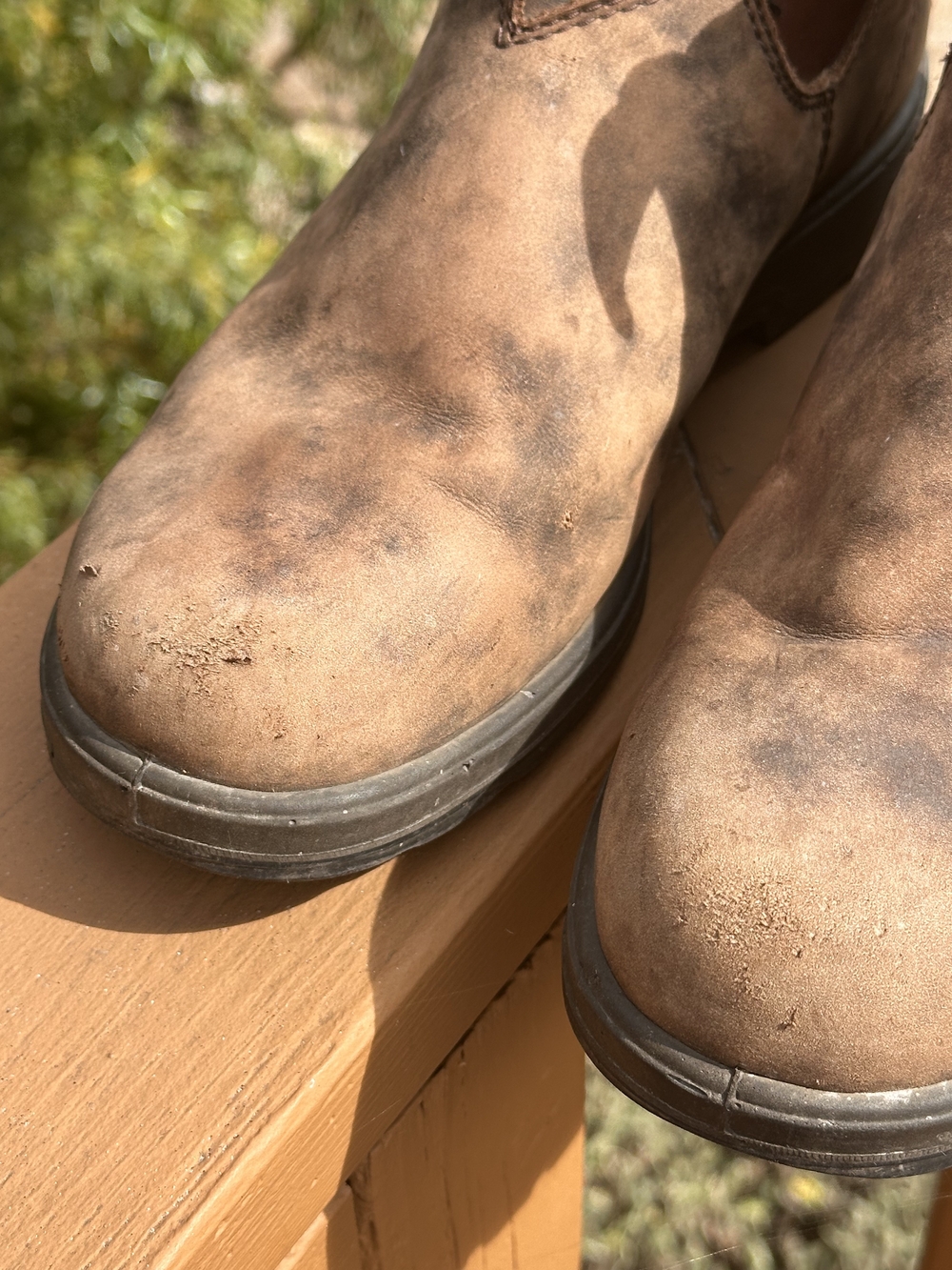 Blundstone Women's Brown Leather Pull-On Chukka Boots - Picture 2 of 3
